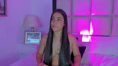 Snapshot of sussyfoxx_ chatting on 03.21.26 sussyfoxx_ online show from 03.21.26