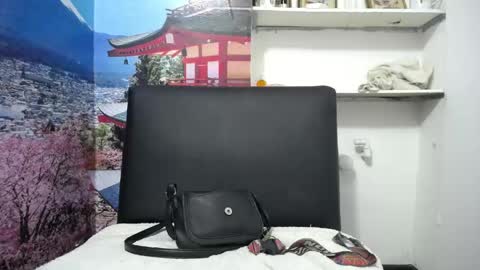 Snapshot of susy_perverttt chatting on 04.15.26 susy_perverttt online show from 04.15.26