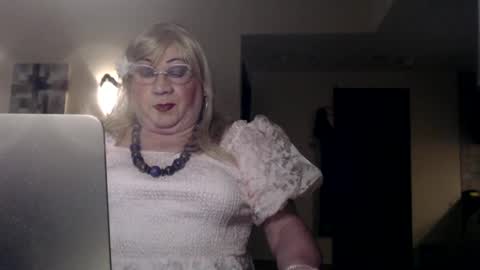 My name is Sissy or more fully Suzanna Aprilia Maria Mariquita Catarina Chinita Banci. Soy una puta - que chimba ladybug online show from 02.14.25