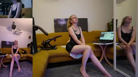 Snapshot of suzannexxxxxx chatting on 05.26.26 suzannexxxxxx online show from 05.26.26