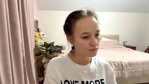 Lilu online show from 09.23.25