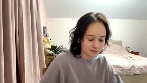 Lilu online show from 09.29.25