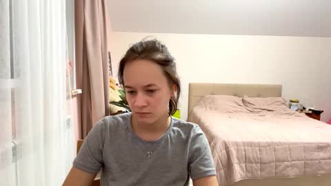 Lilu online show from 10.12.25