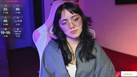 Snapshot of suzumi_ chatting on 12.20.24 Jadde online show from 12.20.24