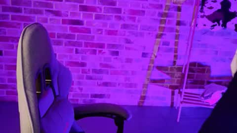 Eva online show from 10.12.25