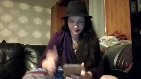 Snapshot of swallow39 chatting on 10.07.25 H3D0N15T5 online show from 10.07.25