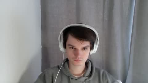 Snapshot of sweet6boy9 chatting on 04.11.26 Sweet boy online show from 04.11.26