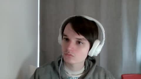 Snapshot of sweet6boy9 chatting on 04.13.26 Sweet boy online show from 04.13.26