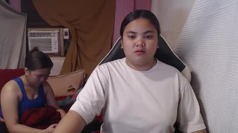 Snapshot of sweet_69ally chatting on 09.08.25 ally online show from 09.08.25