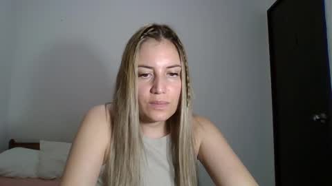 Snapshot of sweet__alana chatting on 12.14.24 Sweet  alana online show from 12.14.24