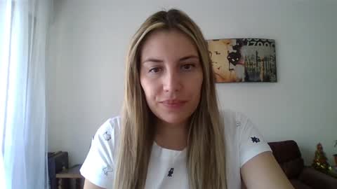 Snapshot of sweet__alana chatting on 01.04.25 Sweet  alana online show from 01.04.25