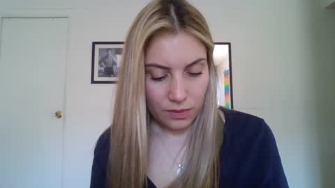 Snapshot of sweet__alana chatting on 09.12.25 Sweet  alana online show from 09.12.25