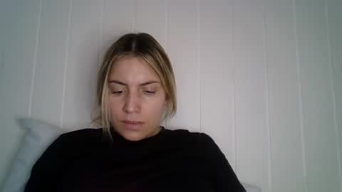 Snapshot of sweet__alana chatting on 10.28.25 Sweet  alana online show from 10.28.25