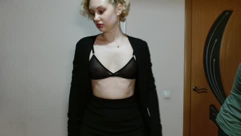 Snapshot of sweet__daddy8 chatting on 12.03.24 BredEmiliya online show from 12.03.24