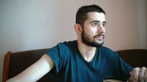 Snapshot of sweet__daddy8 chatting on 12.29.24 BredEmiliya online show from 12.29.24