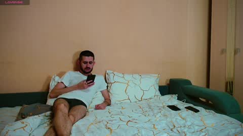 Snapshot of sweet__daddy8 chatting on 01.14.25 BredEmiliya online show from 01.14.25