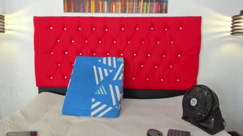 Carolina online show from 12.21.25