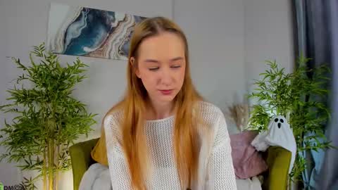 Snapshot of sweet__monica chatting on 10.30.25 Monica GTM 3MoTuWeFrSa 500pm-1000pm online show from 10.30.25