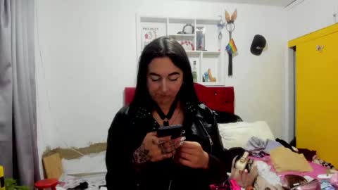 Snapshot of sweet__suck69bitch chatting on 04.22.26 sweet__suck69bitch online show from 04.22.26