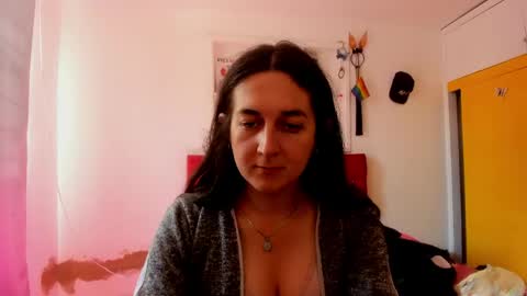Snapshot of sweet__suck69bitch chatting on 04.25.26 sweet__suck69bitch online show from 04.25.26
