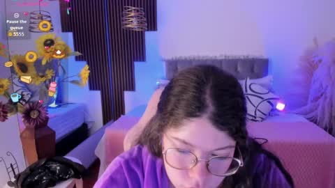 Alice online show from 04.10.26