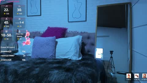 Snapshot of sweet_alicee__ chatting on 04.21.26 Alice online show from 04.21.26