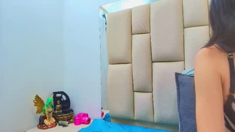 Amye  online show from 11.11.25