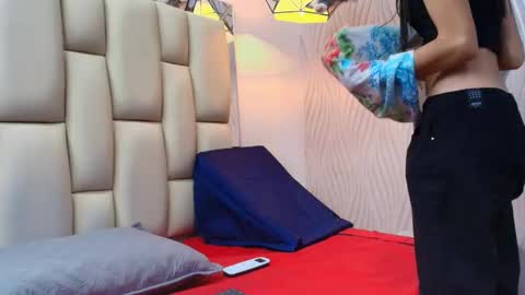 Amye  online show from 11.15.25