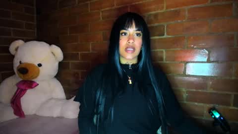 Stephanie online show from 09.10.25