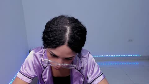 Anie online show from 12.22.24