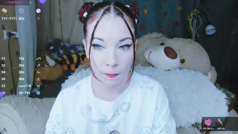 Snapshot of sweet_ass_nuka chatting on 10.18.25 sweet_ass_nuka online show from 10.18.25