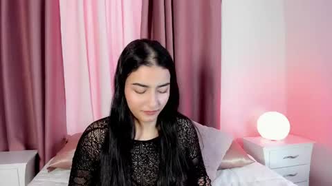 Aura  online show from 04.13.26