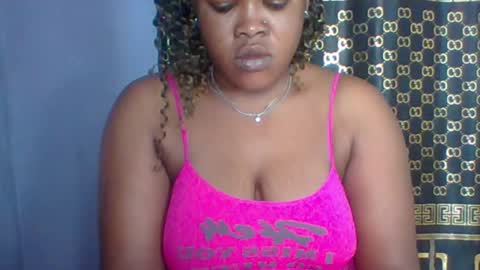 Snapshot of sweet_baby27 chatting on 09.11.25 sweet baby online show from 09.11.25