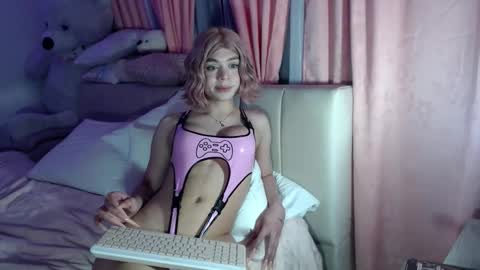 SWEET online show from 09.13.25