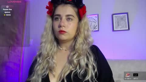 Bella Valery online show from 11.03.25