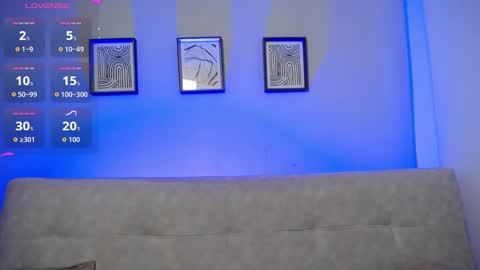 Bella Valery online show from 11.17.25