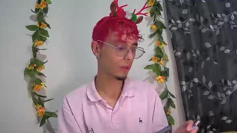 sweet_boy2224 online show from 12.02.25