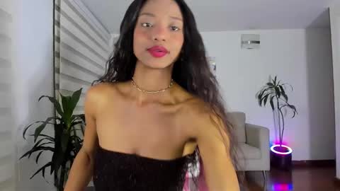 sweet_brunette88 online show from 12.11.24