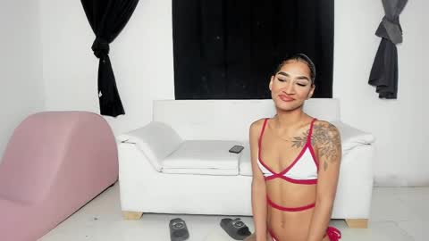 x Angelica Daniels - mod  Tio willy online show from 05.19.26