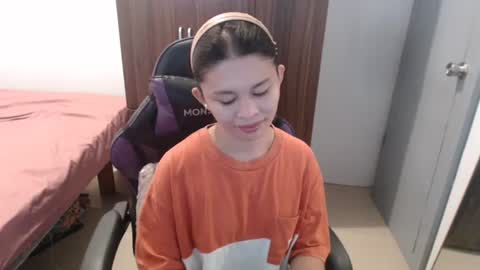 Snapshot of sweet_cassyxx chatting on 02.17.26 sweet_cassyxx online show from 02.17.26