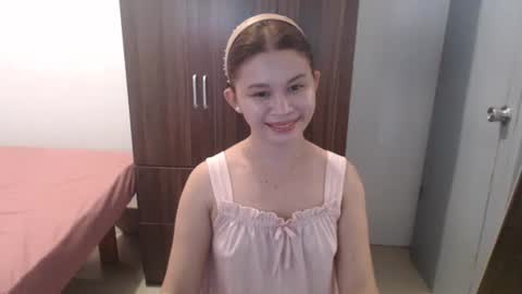 Snapshot of sweet_cassyxx chatting on 02.25.26 sweet_cassyxx online show from 02.25.26