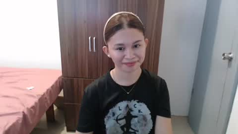 Snapshot of sweet_cassyxx chatting on 02.27.26 sweet_cassyxx online show from 02.27.26