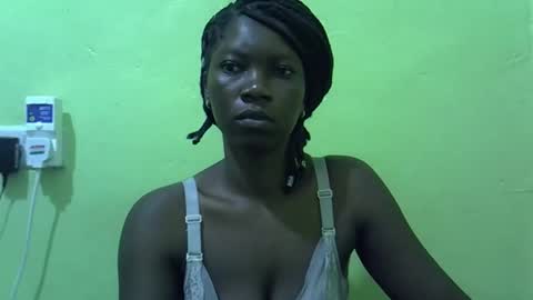 sweet_cherie1 online show from 05.18.26