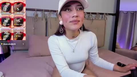Snapshot of sweet_cleo__ chatting on 10.20.25 Cleo online show from 10.20.25
