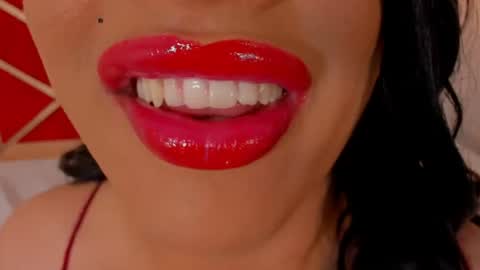 Snapshot of sweet_eliizabeth chatting on 06.26.26 sweet_eliizabeth online show from 06.26.26
