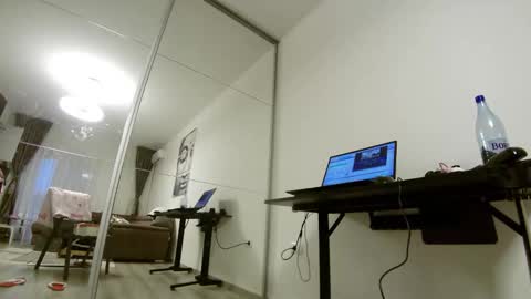 Snapshot of sweet_ella chatting on 01.08.26 online show from 01.08.26