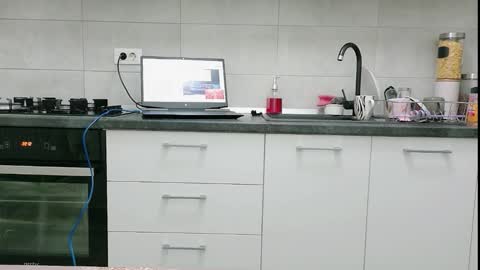 Snapshot of sweet_ella chatting on 02.10.26 online show from 02.10.26