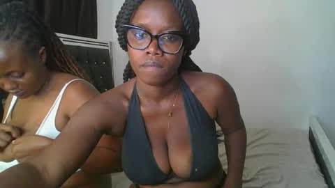 sweet_ella6 online show from 04.04.26