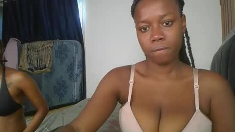 sweet_ella6 online show from 04.11.26