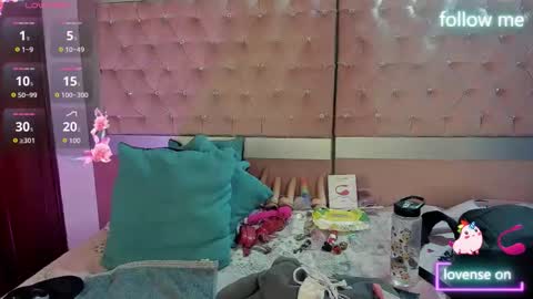  emmili  online show from 02.26.26